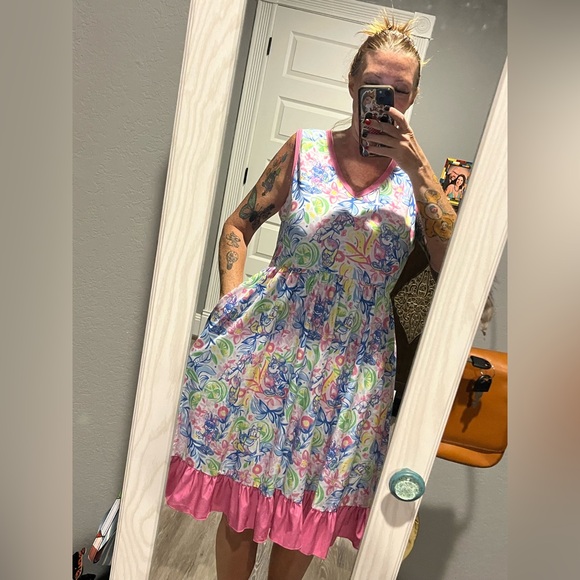 NEW Disney Mickey Minnie Donald Daisy Ruffle Dress Lilly Pullitzer* Sz L/XL🩷 - Picture 13 of 15